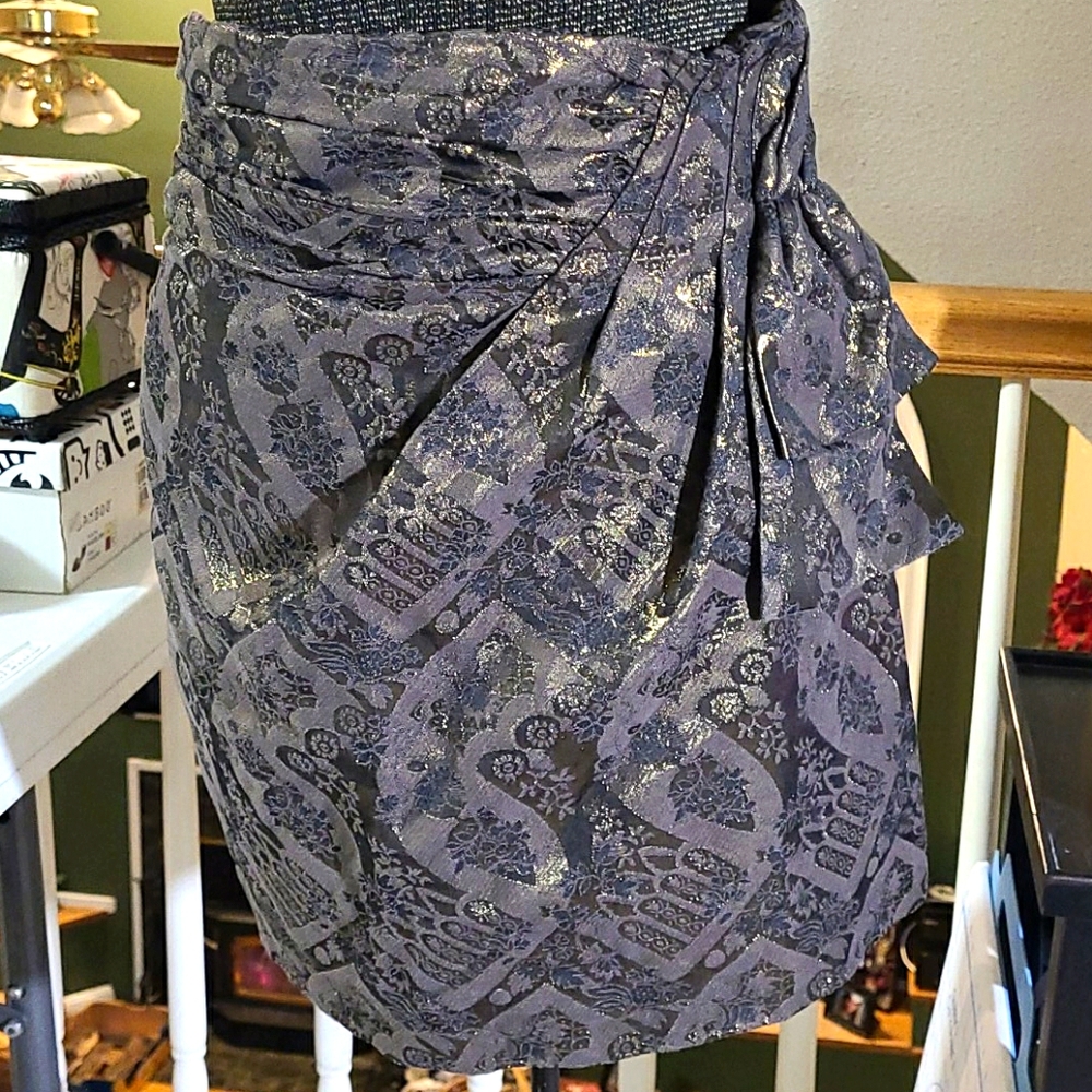 Highwaisted Brown & Gold Brocade Pencil Skirt